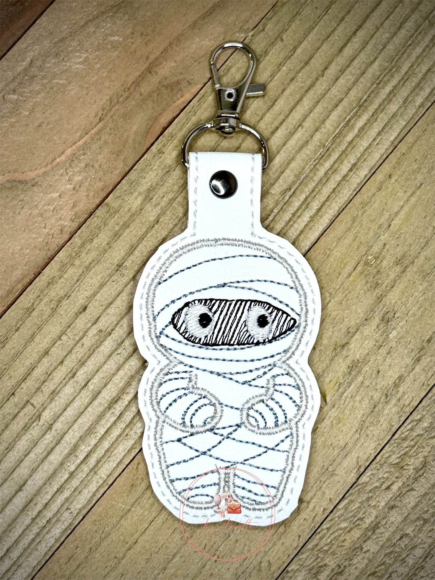Mummy Snap Tab