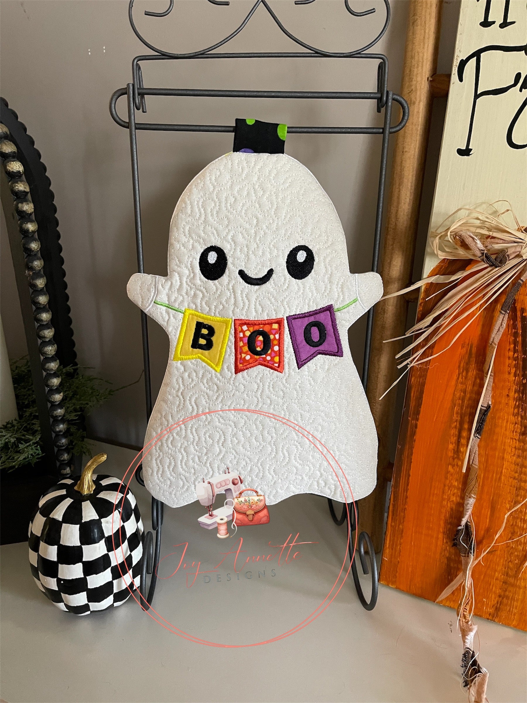 Boo Outline Rug Boo Ghost Mini Quilt and Mug Rug – JoyAnnetteDesigns