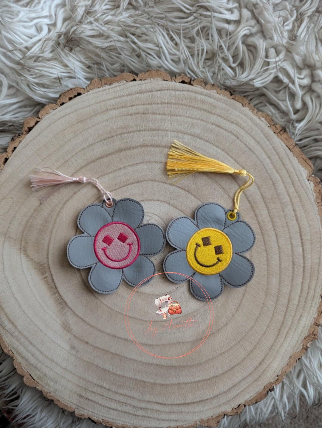 Daisy Bag Tag